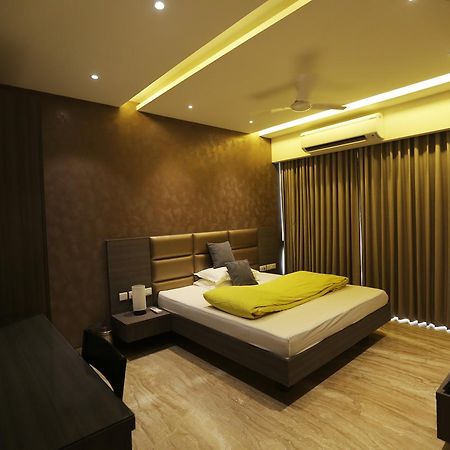 Lakeview Service Apartments Calcutta Buitenkant foto