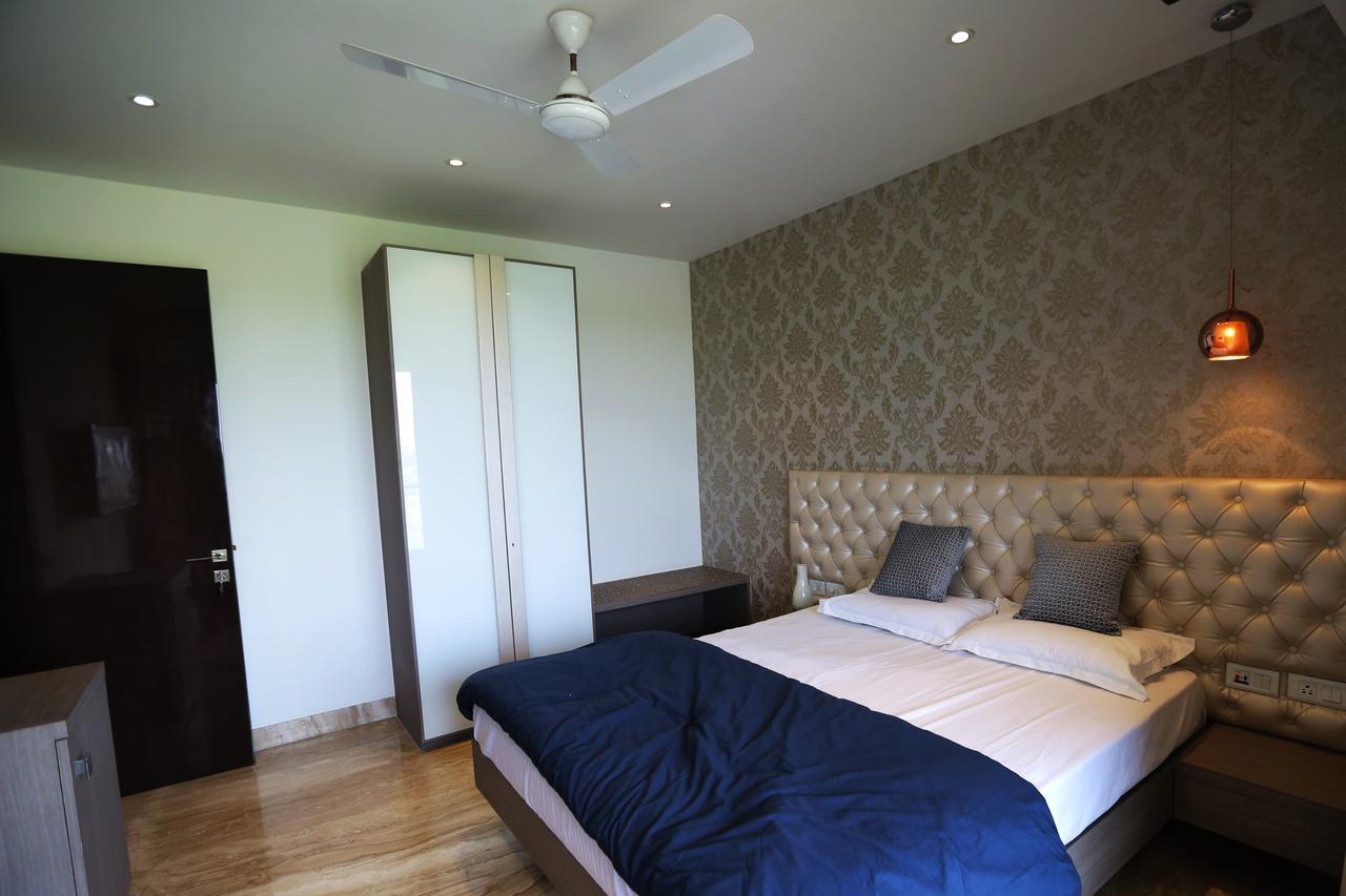 Lakeview Service Apartments Calcutta Buitenkant foto